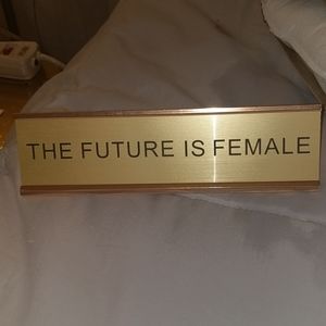 Rose gold desk plate